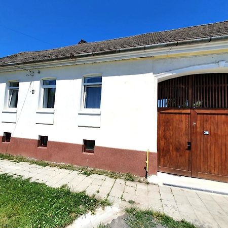 Vila Casa Din Coltul Cetatii Hărman Exteriér fotografie
